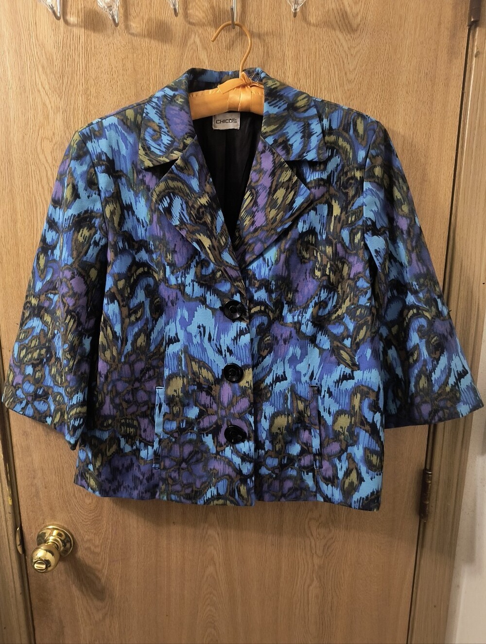 Chico’s Abstract Ikat Floral Blazer Jacket Blue Purple Size 1 Medium 3/4 Sleeve